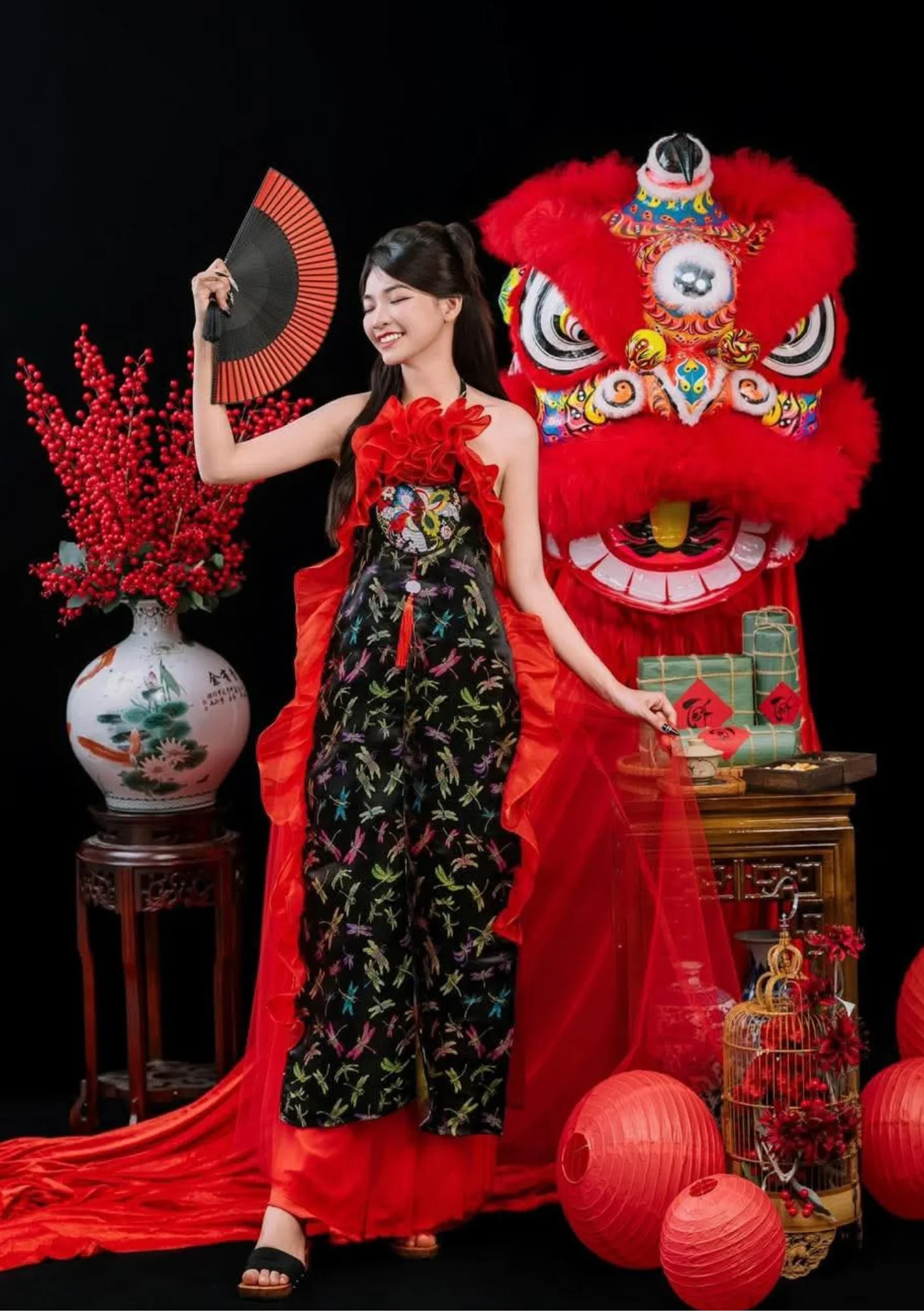 Mùa Xuân Đỏ Thắm